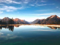 菠萝TV三连问：先问时间窗有没有省，再把结尾改成摘要